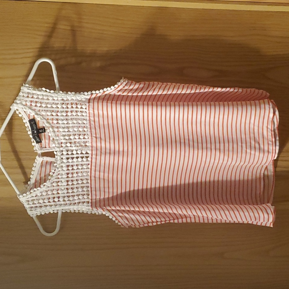 Derek Heart Red and White Striped Tank Top; Medium